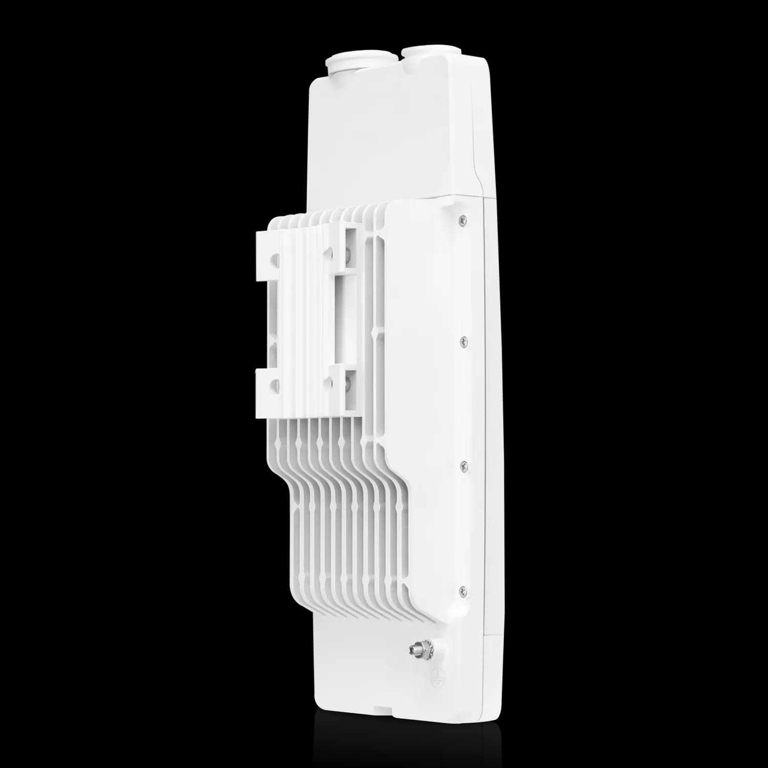 Ubiquiti UISP airFiber 11GHz Full-Duplex Radio Only Includes POE Injector